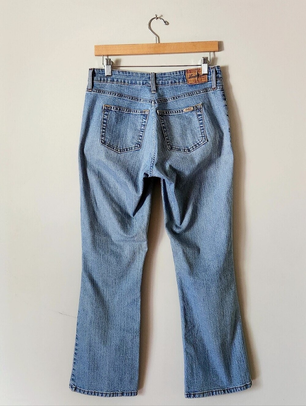 Vintage Levi's Light Blue Ankle Flare Women’s Jeans
